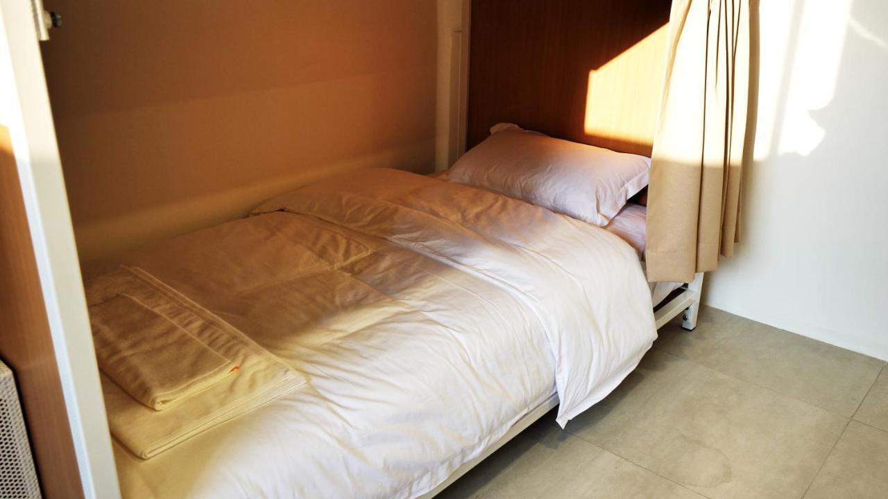 Breeze Hostel *